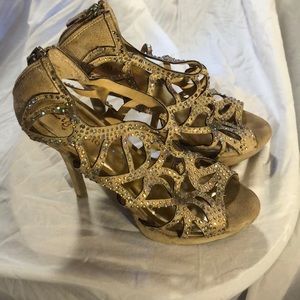 Sparkly Tan Suede Heels!